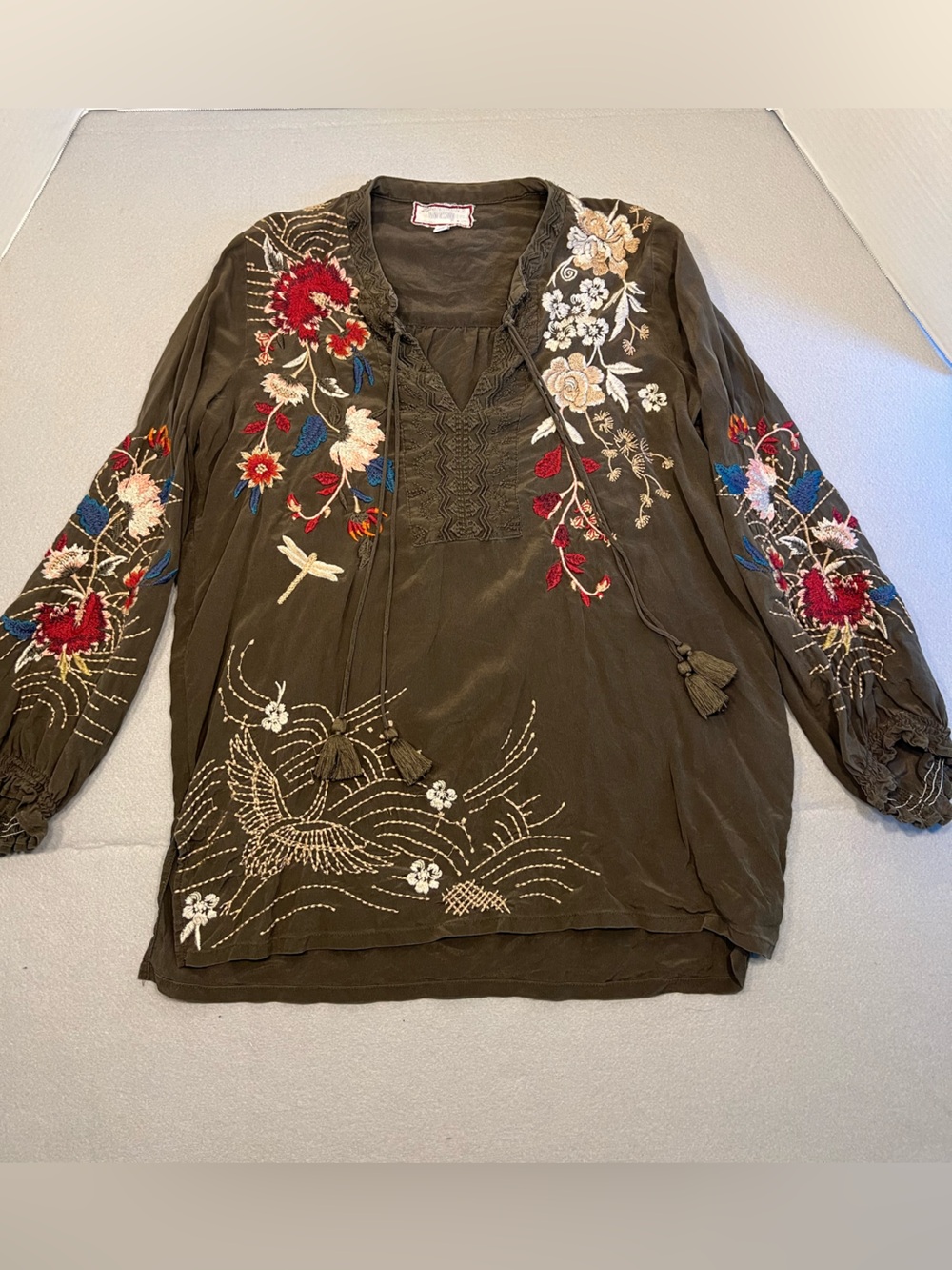 Johnny Was Workshop Tunic Blouse Embroided Olive Size XS Silk